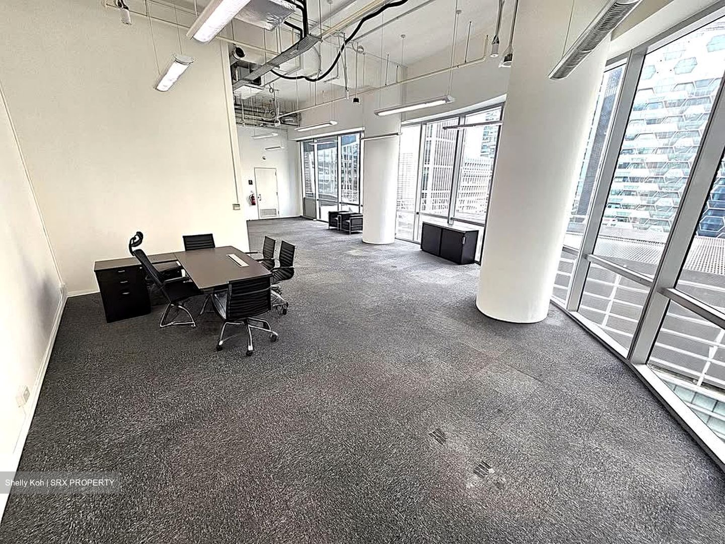 Oxley Tower (D1), Office #567998191